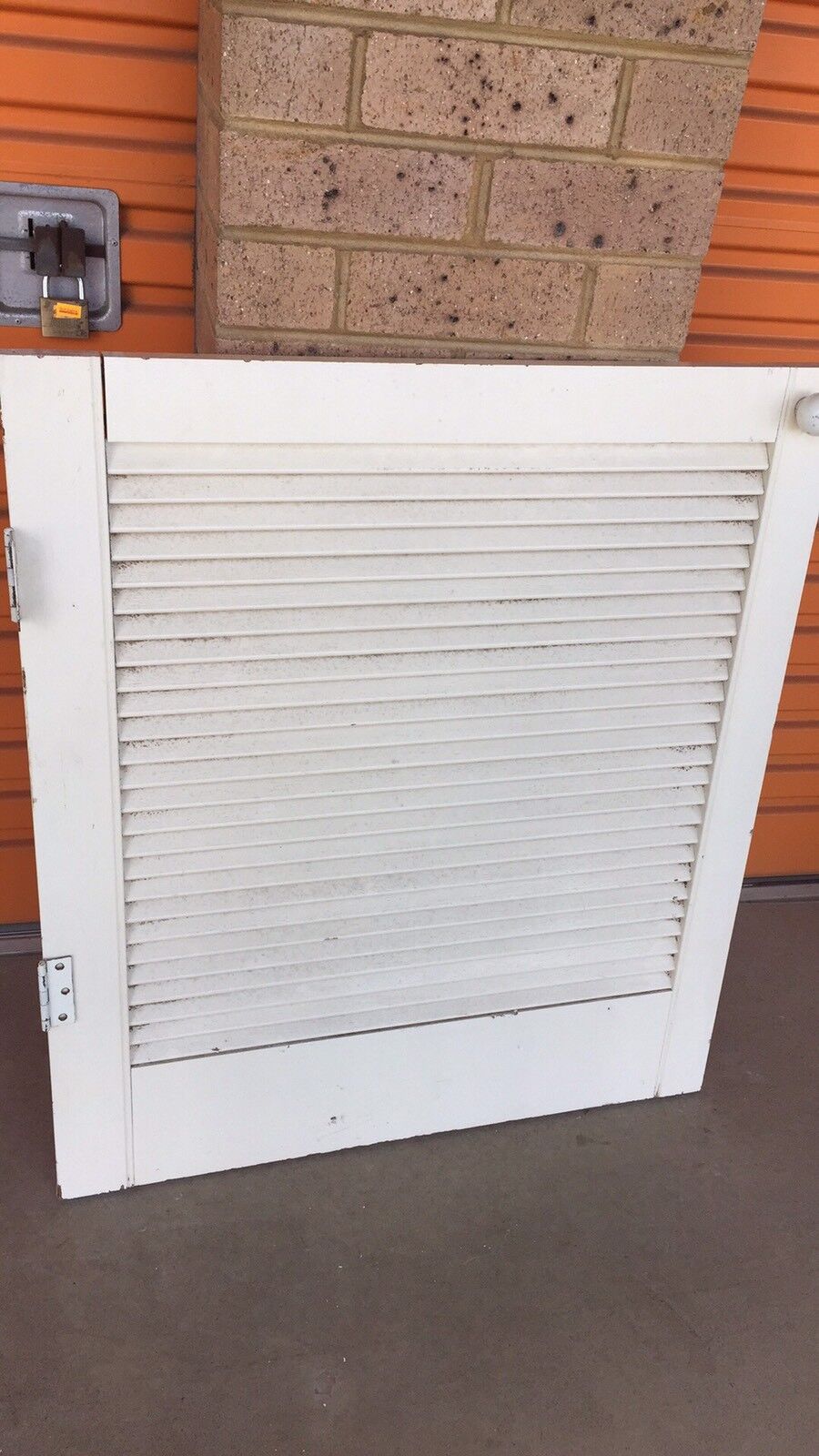 1 x WHITE LOUVRE DOOR 96x83.5cm MCM One Off Louvres Cupboard Wall Art Retro