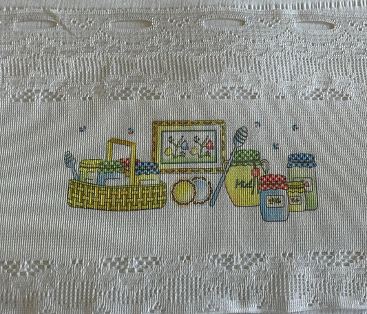 Vintage White Lace Picnic Print Kitchen CAFE CURTAIN Rod Loops H30 x 403cm L NOS