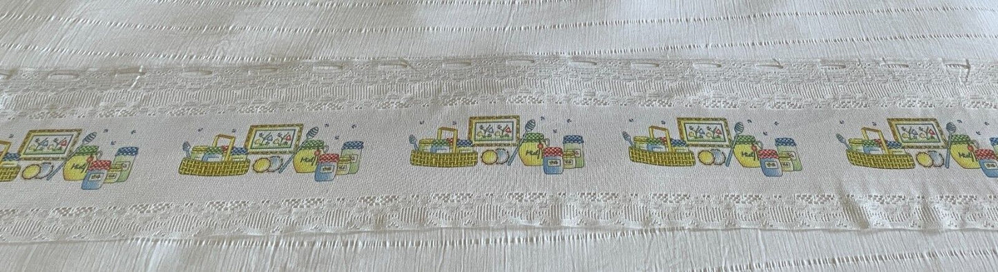 Vintage White Lace Picnic Print Kitchen CAFE CURTAIN Rod Loops H30 x 403cm L NOS