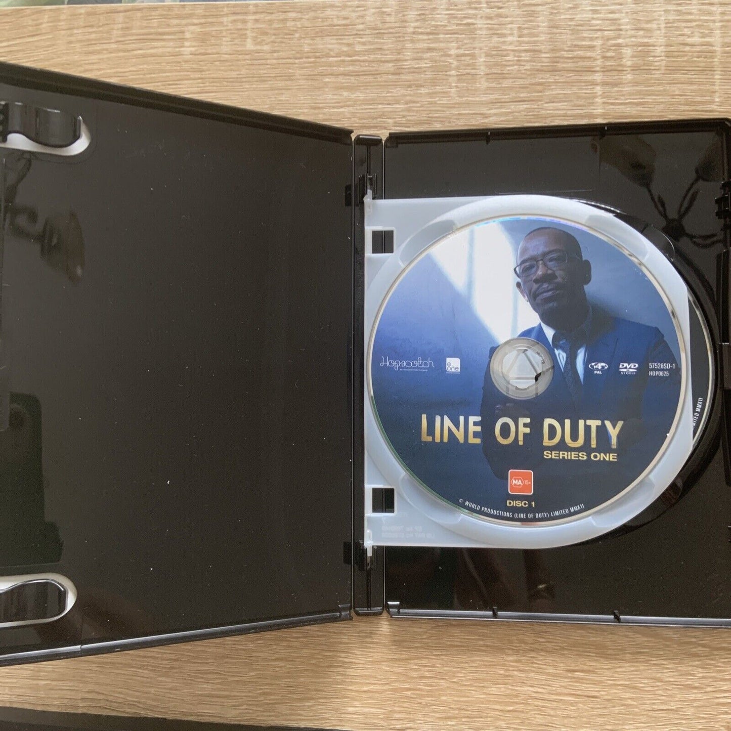 DVD LINE OF DUTY Series One 1 R4 PAL MA15+ BBC TV Series