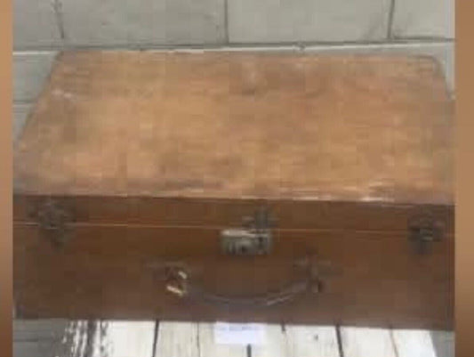 Vintage Wooden Case With Lid  (Broken Handle) Storage Box Display Decor AE175