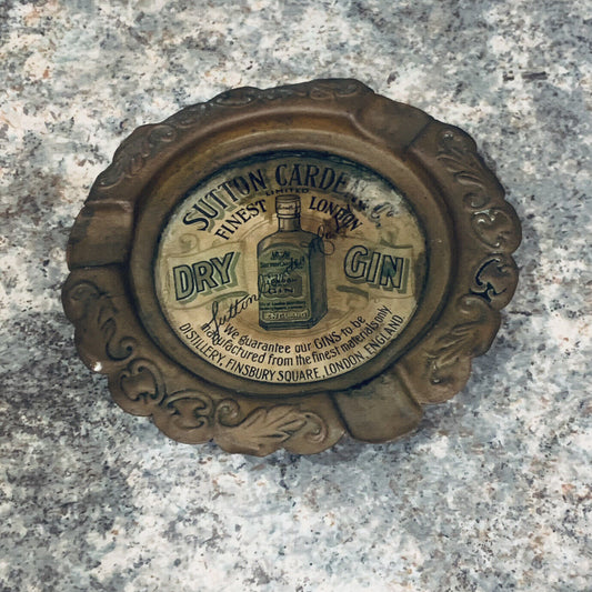 ASHTRAY Sutton Garden & Co Dry Gin Finsbury Sq England Pressed Brass Vintage