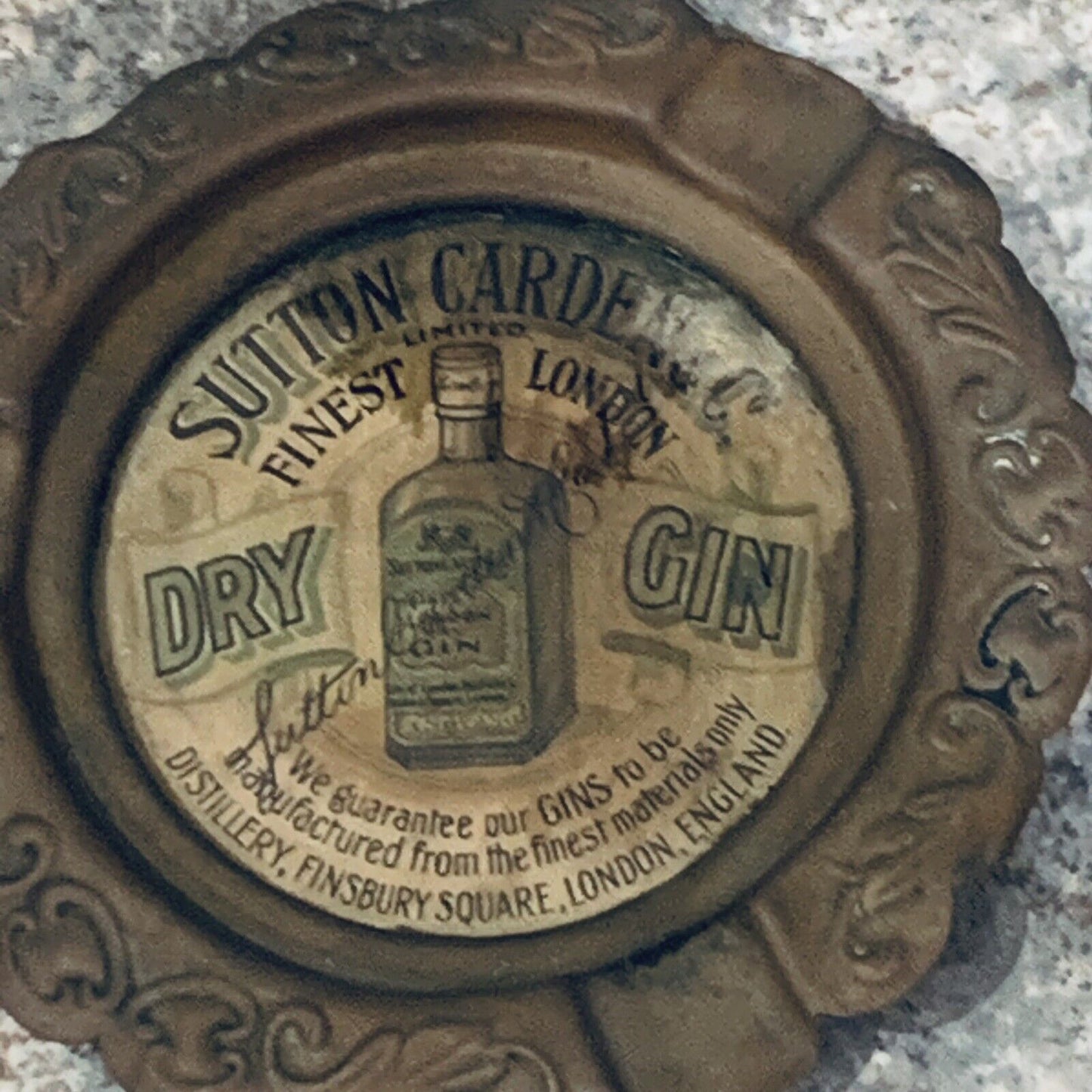 ASHTRAY Sutton Garden & Co Dry Gin Finsbury Sq England Pressed Brass Vintage