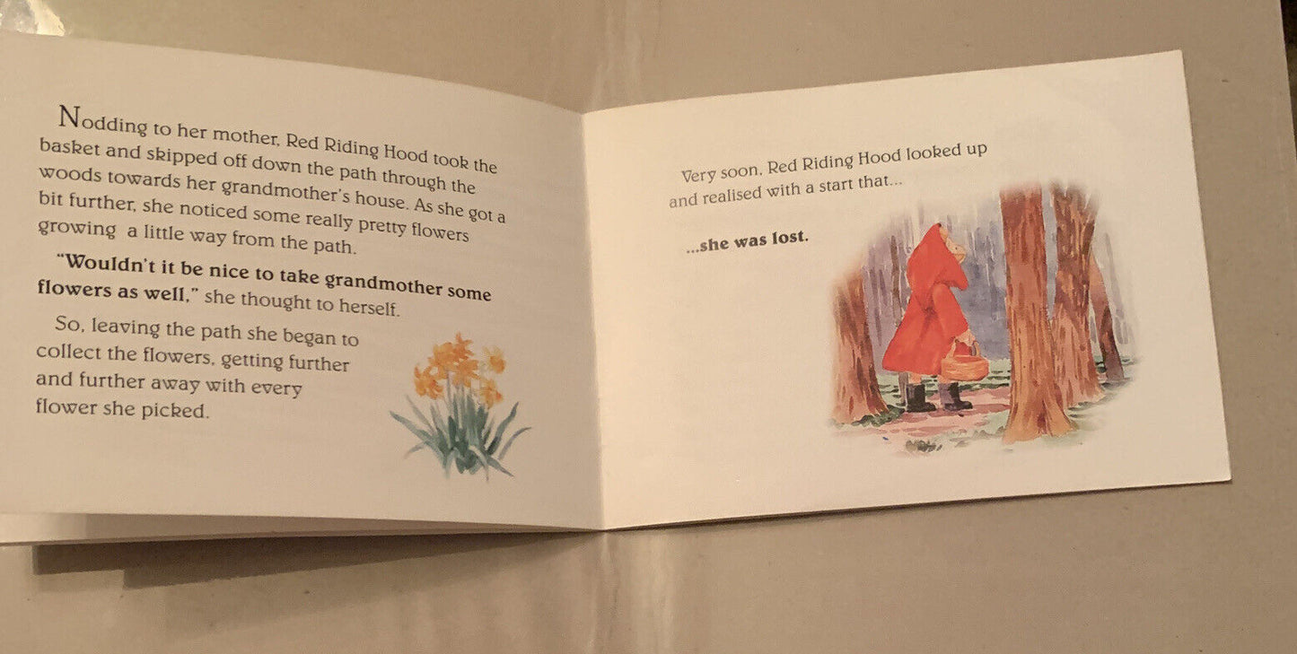 Little Red Riding Hood Retold By Elaine Watson illustrations Mike Clark Small PB