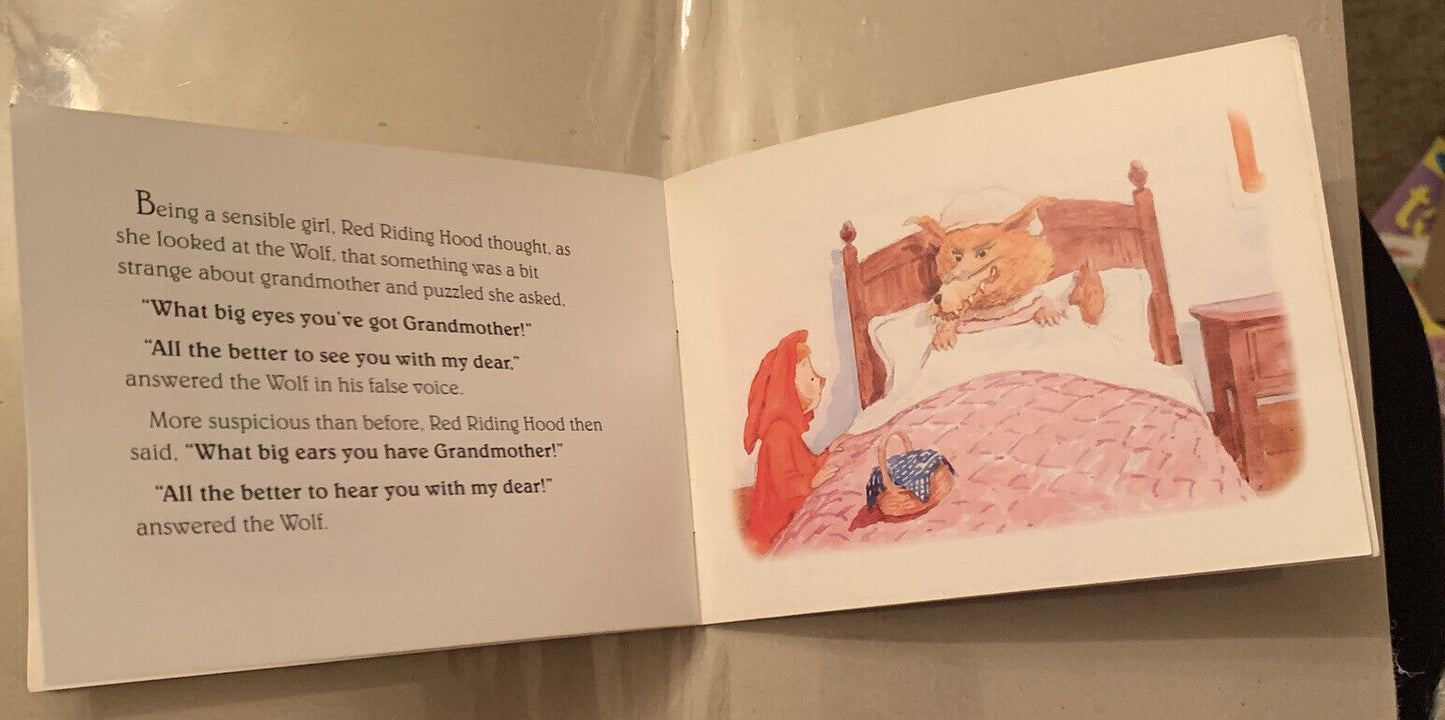 Little Red Riding Hood Retold By Elaine Watson illustrations Mike Clark Small PB