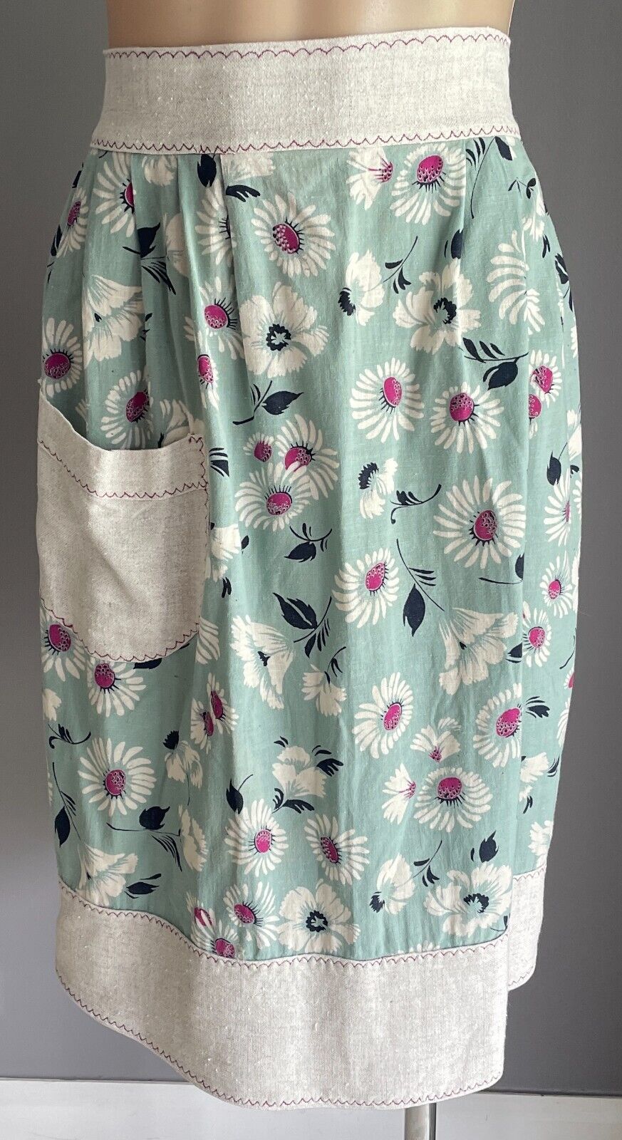 HALF APRON Vintage Handmade Sage Green Flora Print Beige Trim Waist Tie Sz 12 20