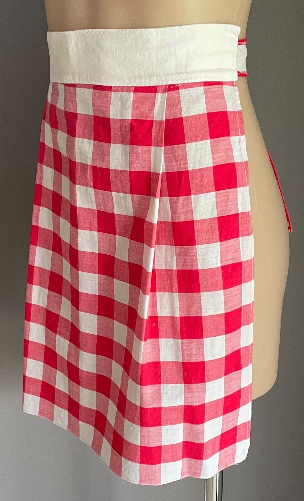 Vintage Kitchen Apron Handmade 1" Red White Gingham Check Print Waist Tie Sz 10