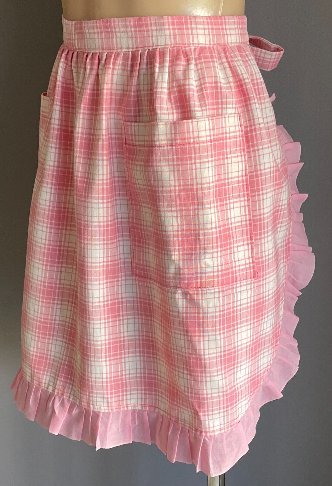 HALF APRON Vintage 1950's Pink White Check Ruffle Trim Waist Tie To Fit Sz 8 12