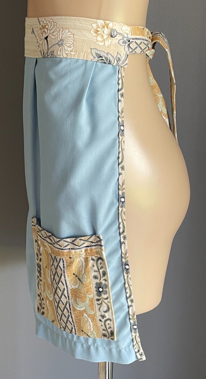 HALF APRON Vintage 1970's Blue w Brown Fabric Print Trim Size 8 10 Handmade