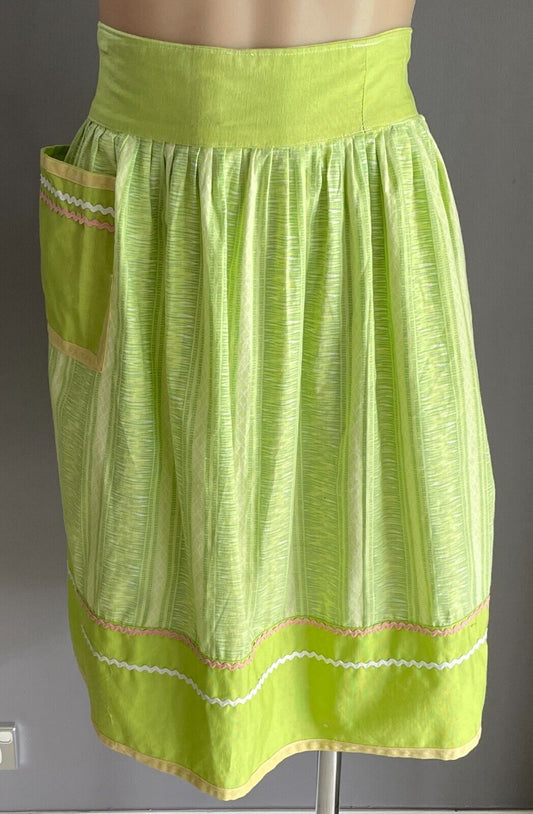 HALF APRON Vintage Lime Green Waist Tie Print Size 10 - 12 Pocket