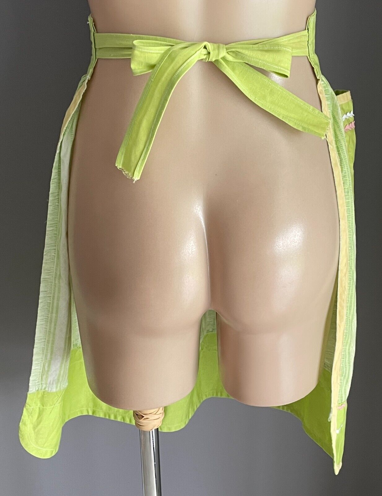 HALF APRON Vintage Lime Green Waist Tie Print Size 10 - 12 Pocket