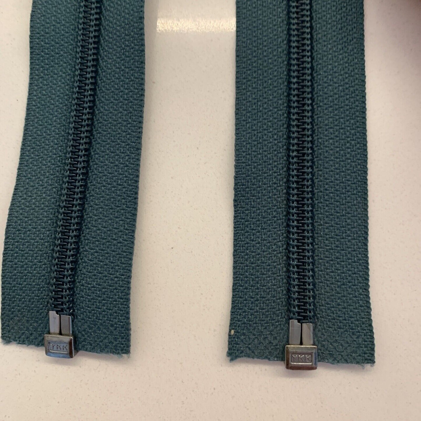New YKK 2 x 61cm Closed End Nylon ZIPPER Zips Invisible Concealed 16" no3