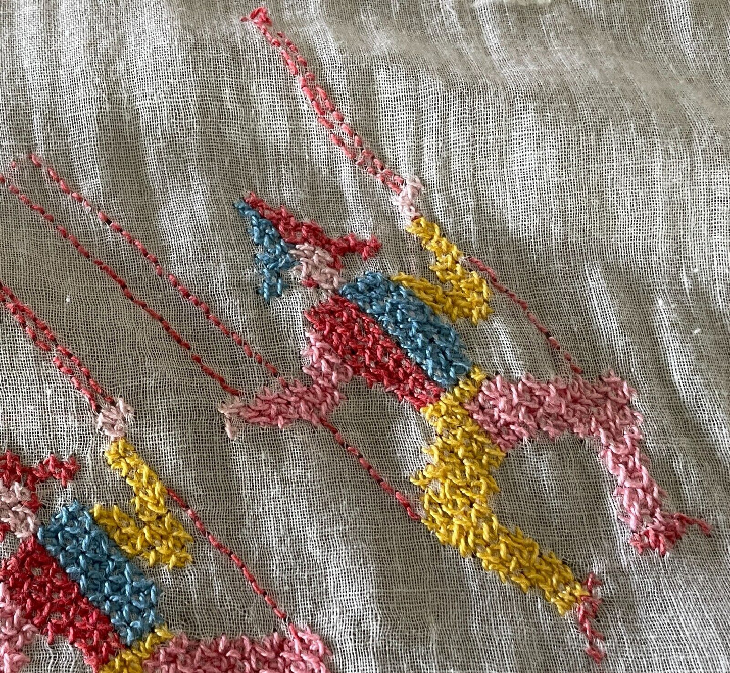 BABY WRAP White Muslin Hand Embroidered Marionette Clown Motif 93 x 86cm Vintage