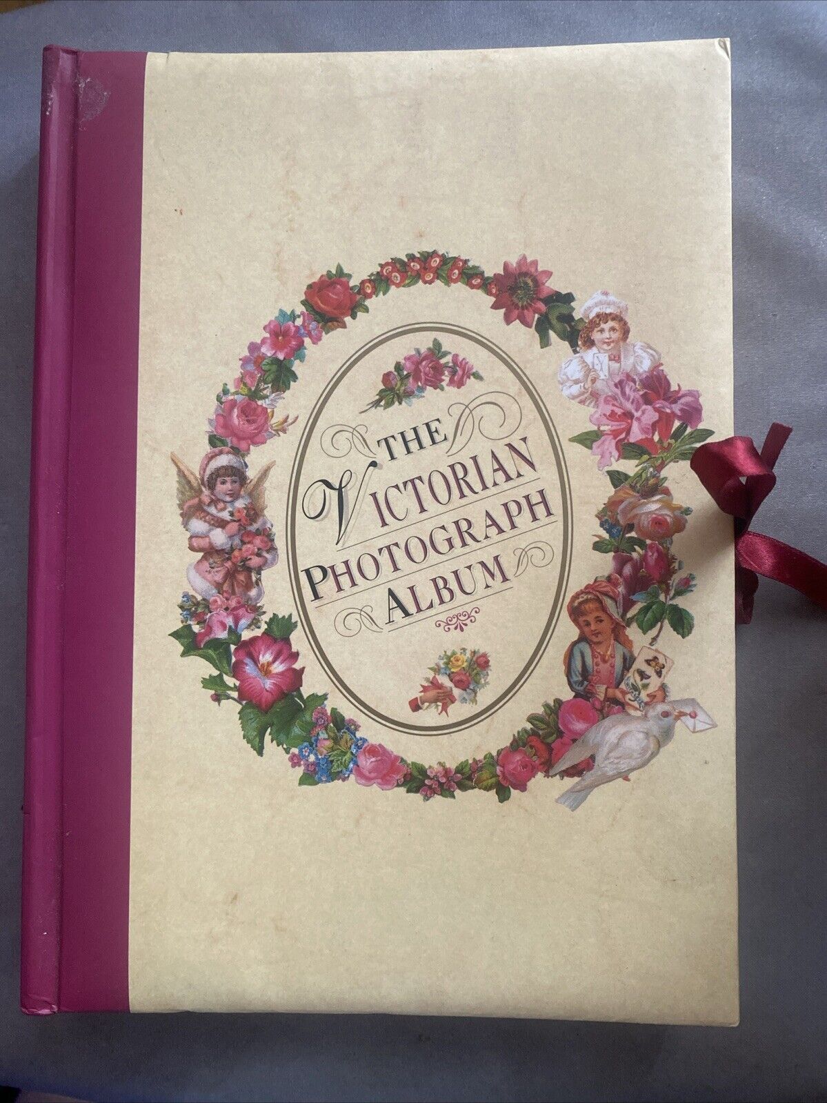VICTORIAN Photograph Album 1996 Joanna Lorenz  Roses Annes Publishing NEW HC