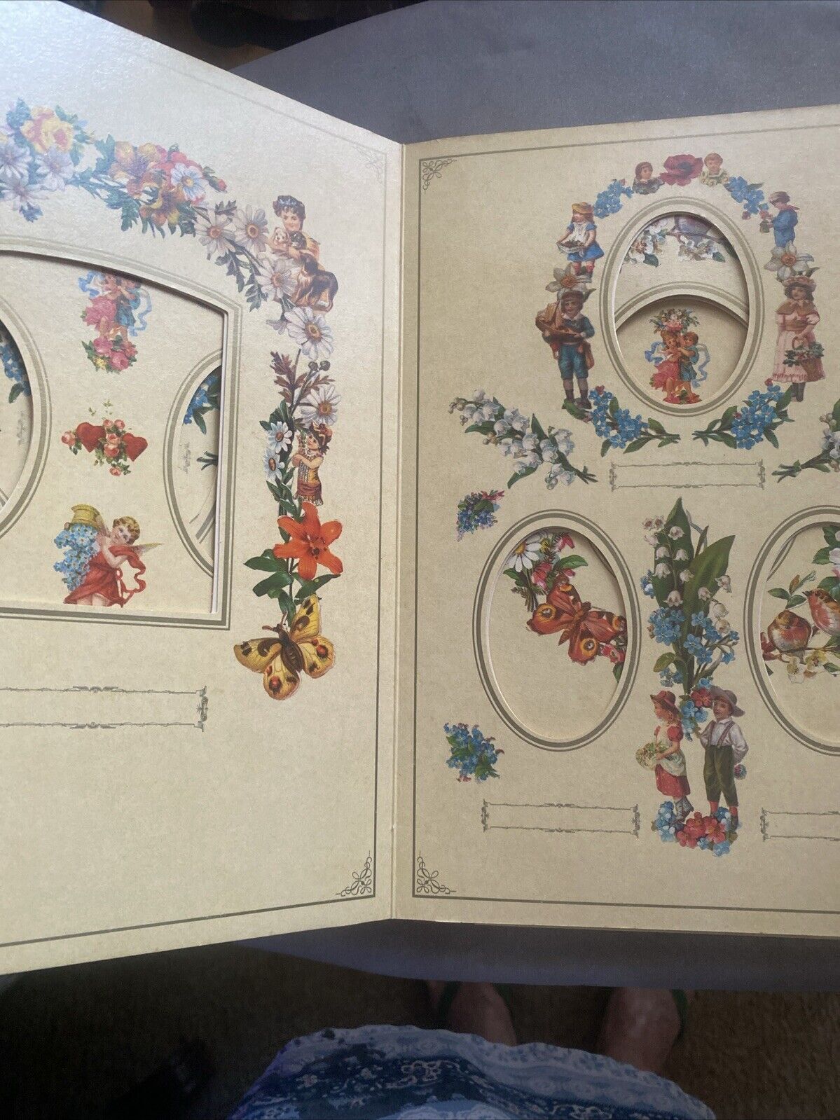 VICTORIAN Photograph Album 1996 Joanna Lorenz  Roses Annes Publishing NEW HC