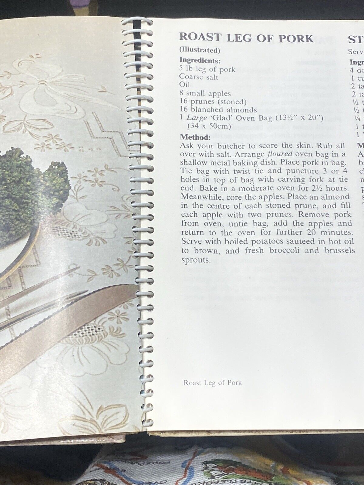 The OVEN BAG Cookbook Glad Products Spiral Bound HC 1973 Recipes
