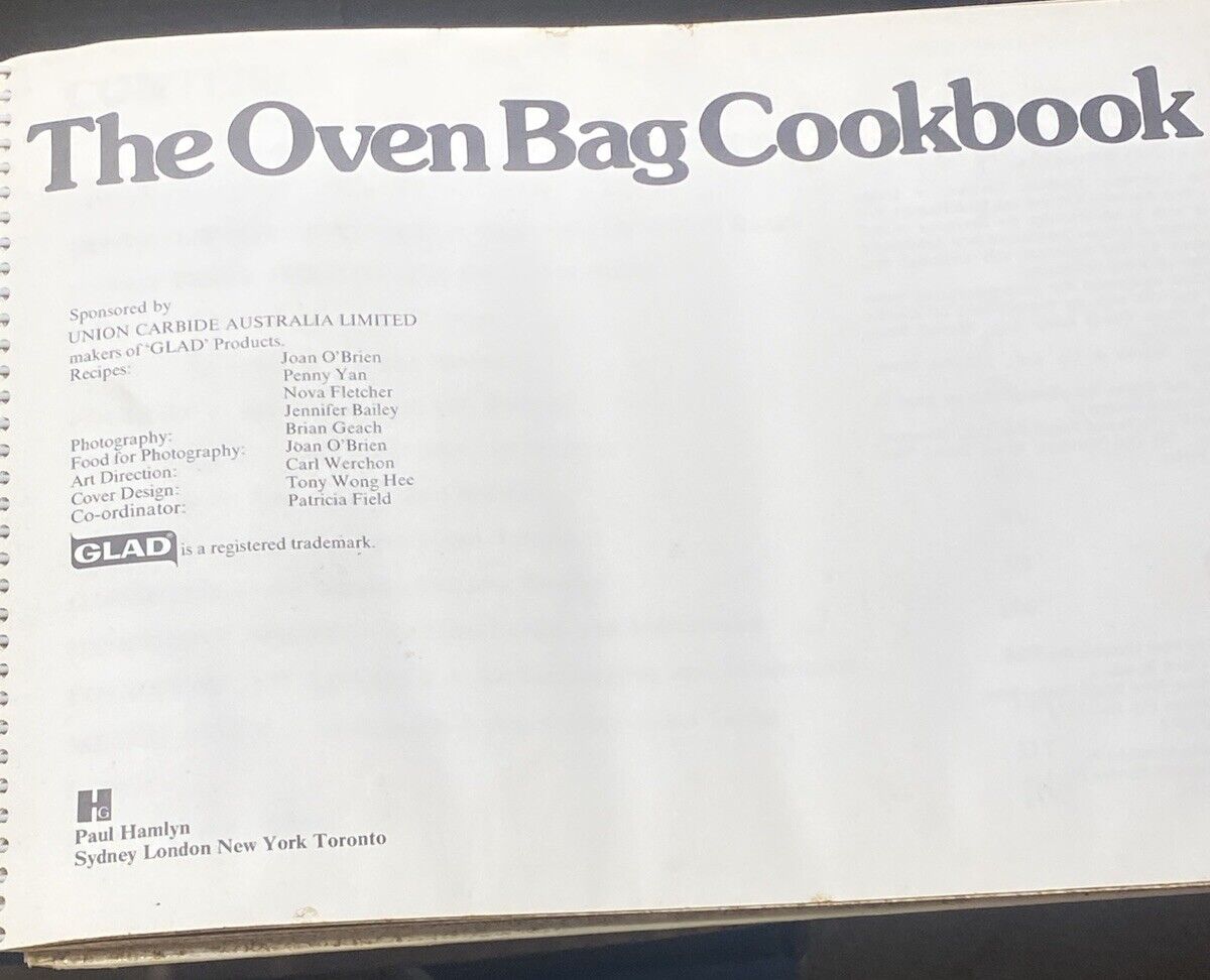 The OVEN BAG Cookbook Glad Products Spiral Bound HC 1973 Recipes