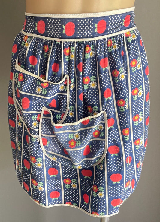 Vintage APRON 1950s Strawberry Floral Polka Dot Print Fabric Waist Tie Size 10