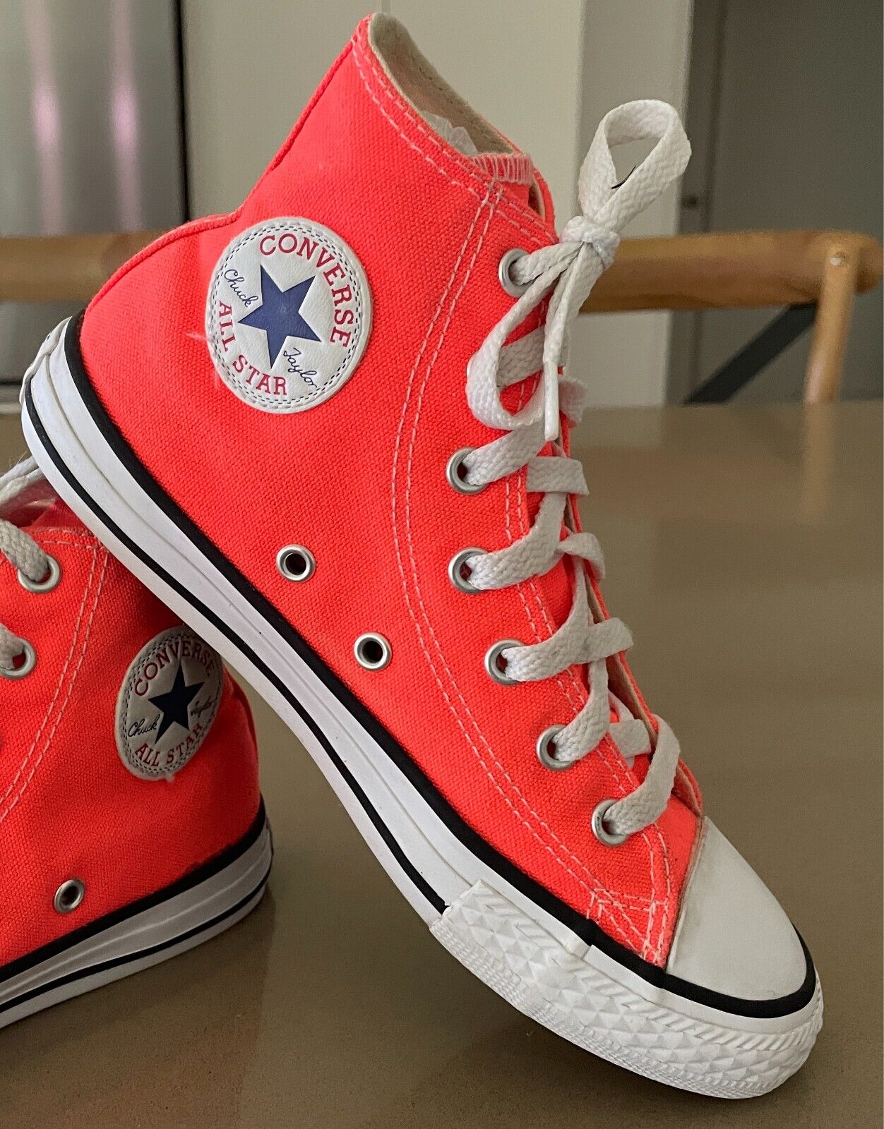 CONVERSE CHUCK TAYLOR Neon Orange Hi Top Sneakers Size 2/UK1.5/EUR 33.5/CM 20.5