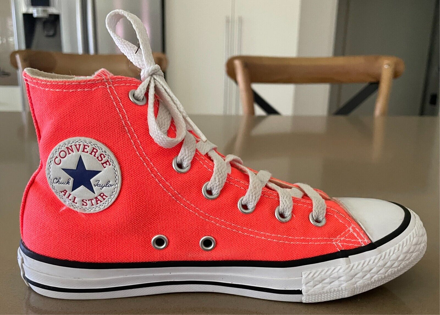 CONVERSE CHUCK TAYLOR Neon Orange Hi Top Sneakers Size 2/UK1.5/EUR 33.5/CM 20.5
