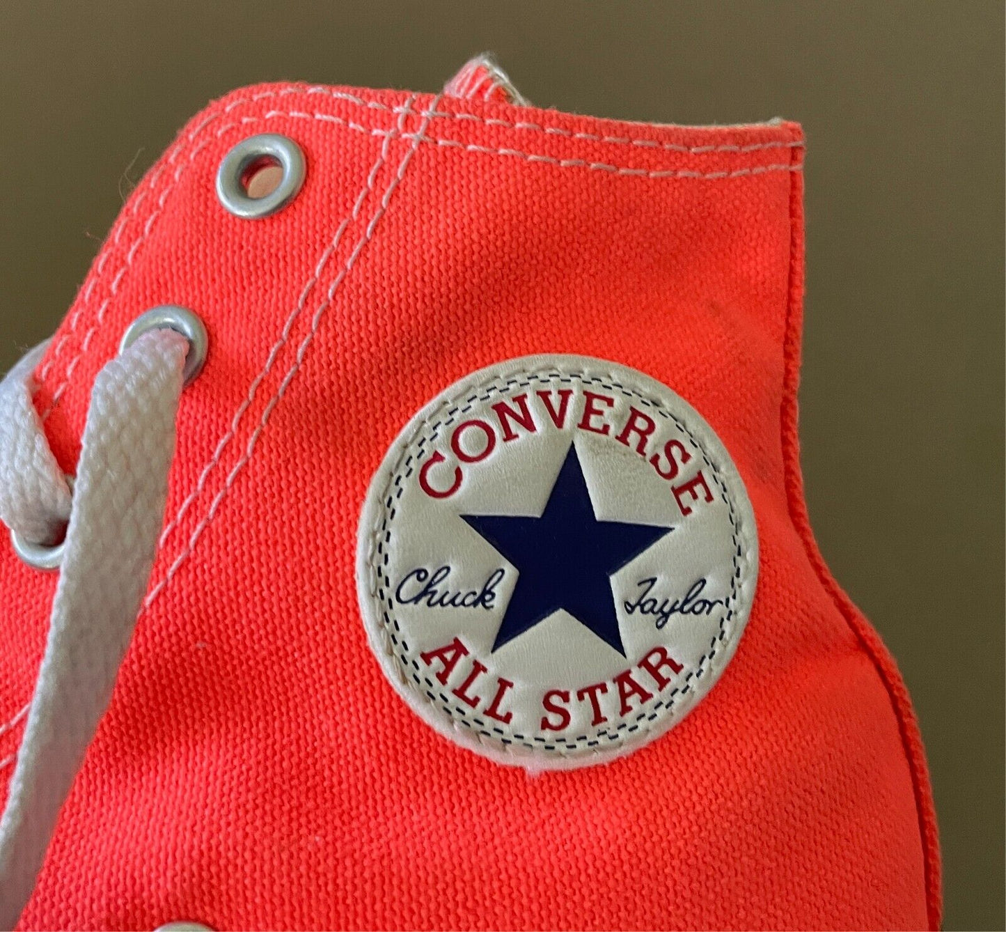 CONVERSE CHUCK TAYLOR Neon Orange Hi Top Sneakers Size 2/UK1.5/EUR 33.5/CM 20.5