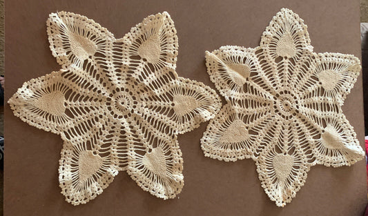 1960’s 2x Doilies Star Flower Beige Ornate Doily 34cm Crochet Tatted Table Mat