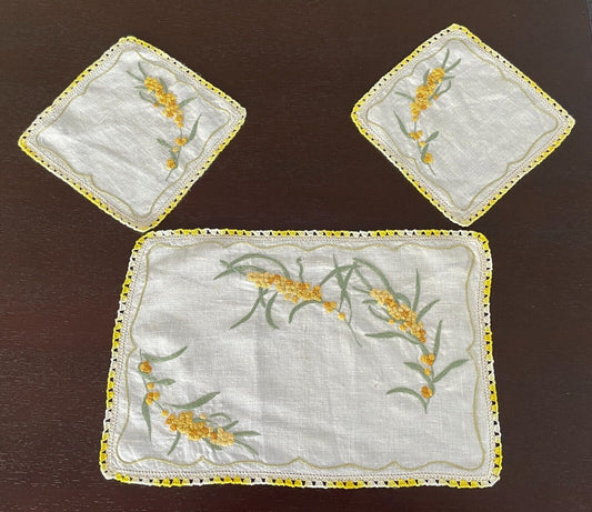White Linen Table Runner + 2 Doily Set Embroidered Wattle Crochet Edge Doilies