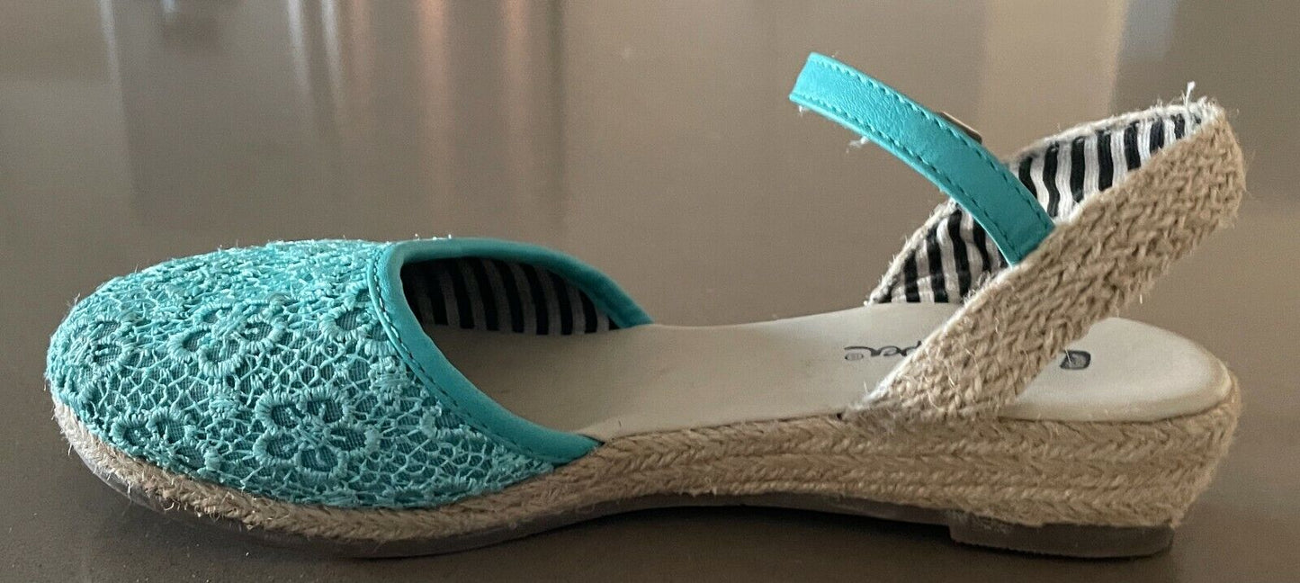 LEE COOPER Sandals Green Closed Toe Ankle Strap w Espadrille Wedge Girls Size 2