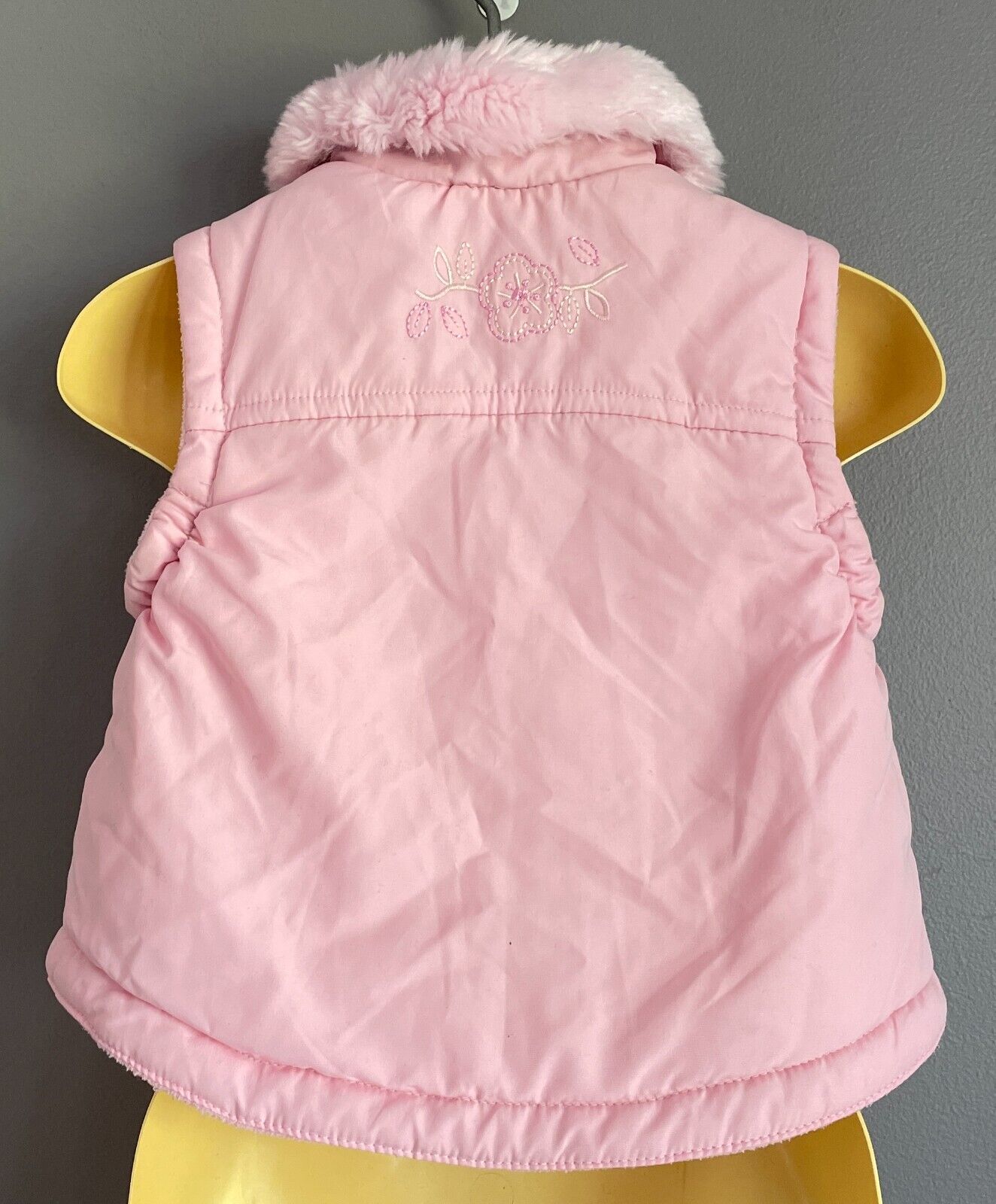 Baby Girl ADAMS Pink Sleeveless Faux Fur Trim Vest Gilet Size 6 - 9 months Warm