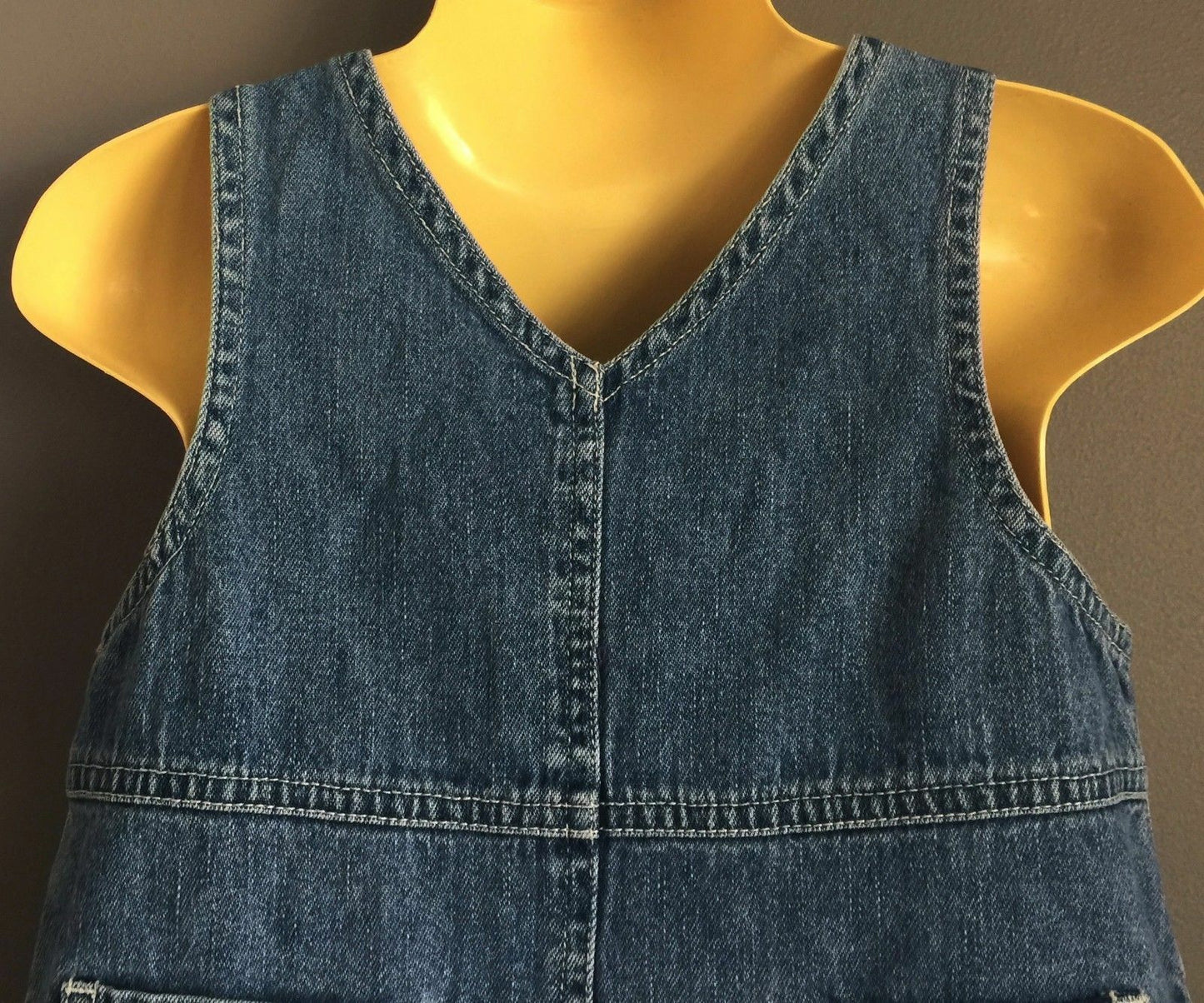 Baby Girl OLD NAVY Dress Denim Floral Embroidery Dungaree Size L  12 18mths