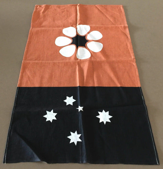 Vintage Cotton Linen Tea Towel Aboriginal Northern Territory Flag Unused NEW