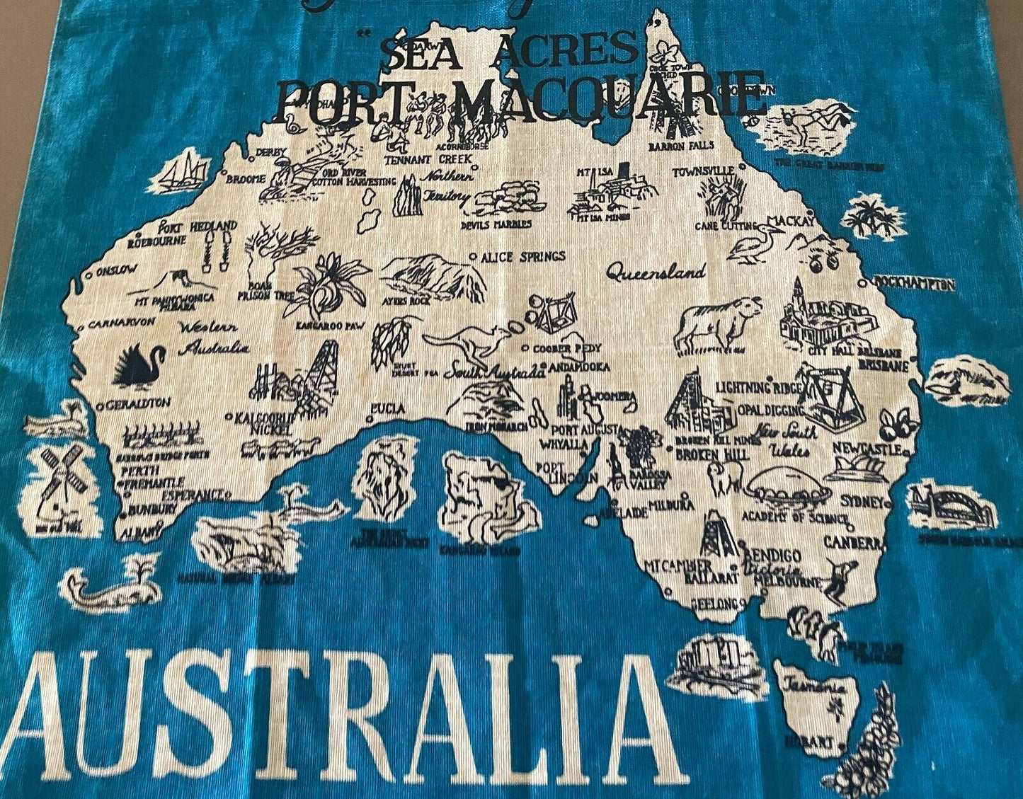 Vintage Tea Towel Sea Acres Port Macquarie  Australia Map Flora Fauna Souvenir