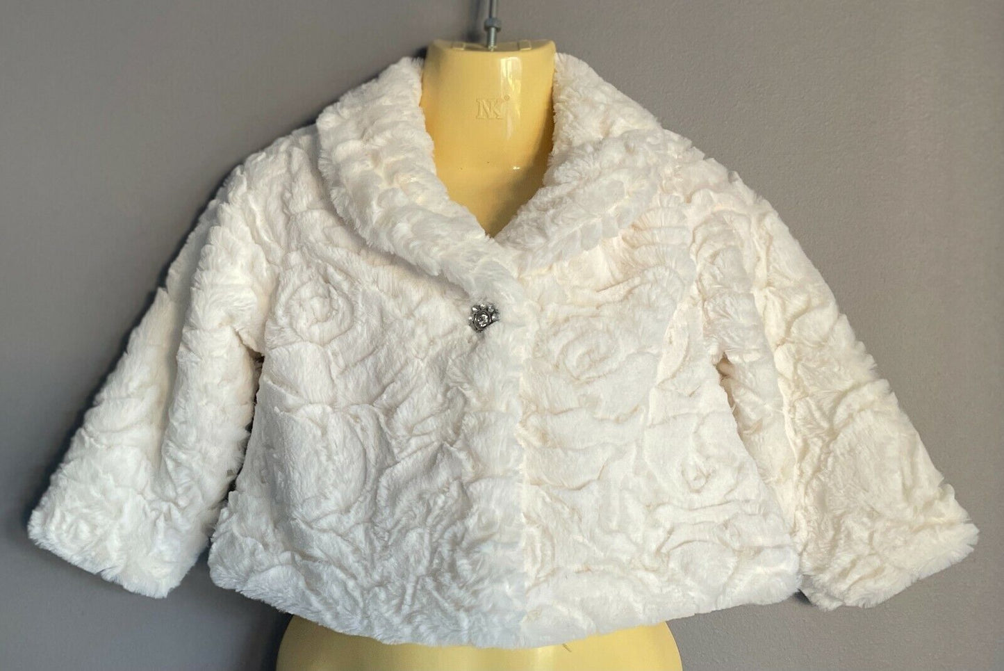 PUMPKIN PATCH Jacket Ivory Faux Fur Long Sleeve Plush Size 12 - 18 mth NEW
