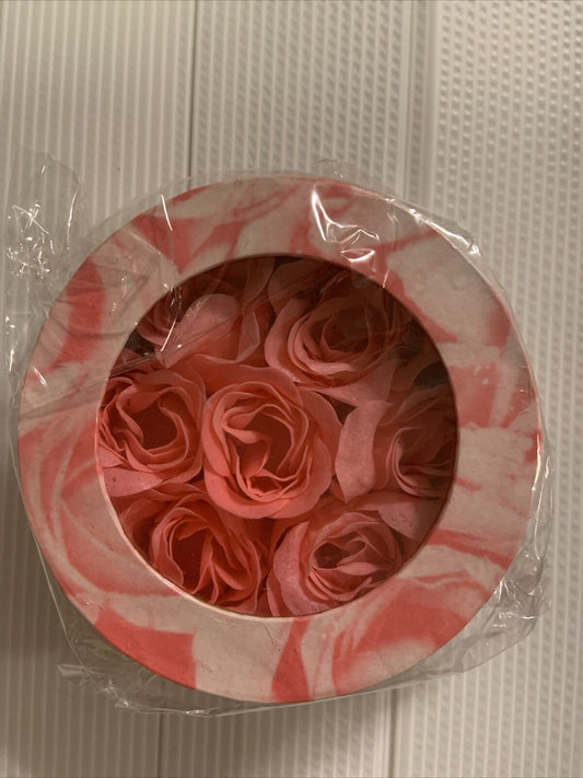 SOAP GIFT BOX Pink Rose Peta Round Box Sealed  7 Roses float * pull apart NEW