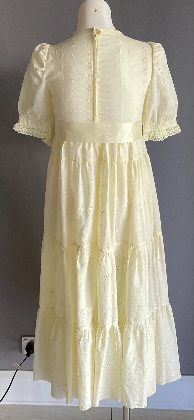 Vintage 1970s Maxi Dress Pale Yellow Broderie Anglaise Tier Girls Size 6 NEW