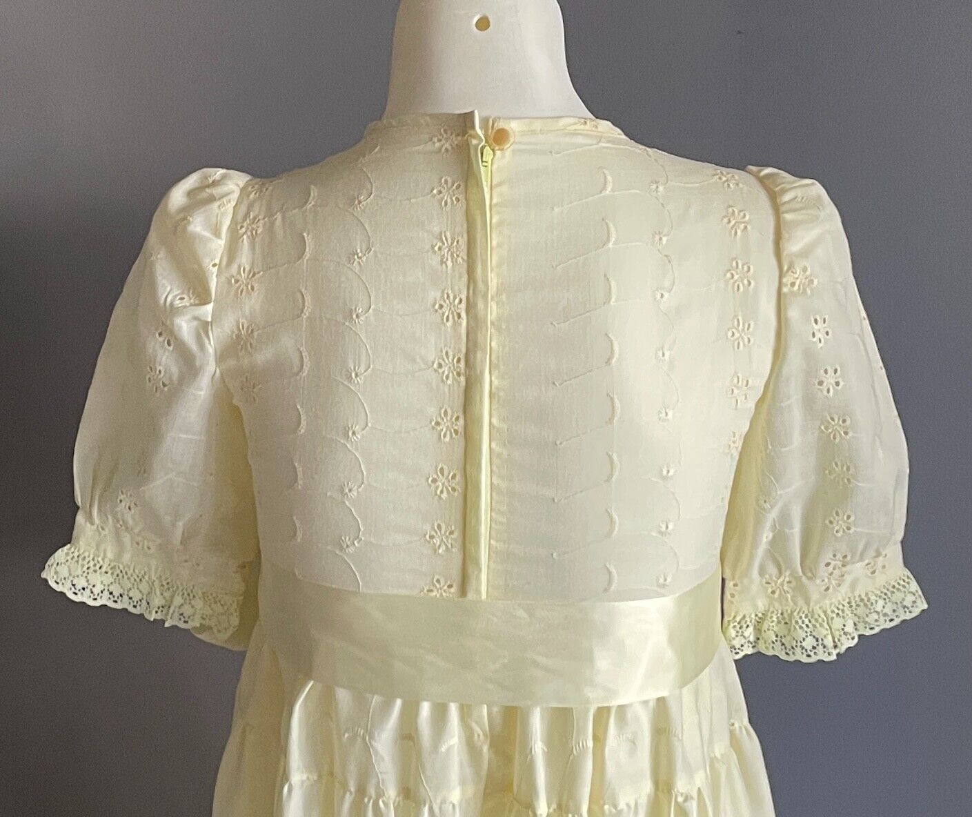 Vintage 1970s Maxi Dress Pale Yellow Broderie Anglaise Tier Girls Size 6 NEW
