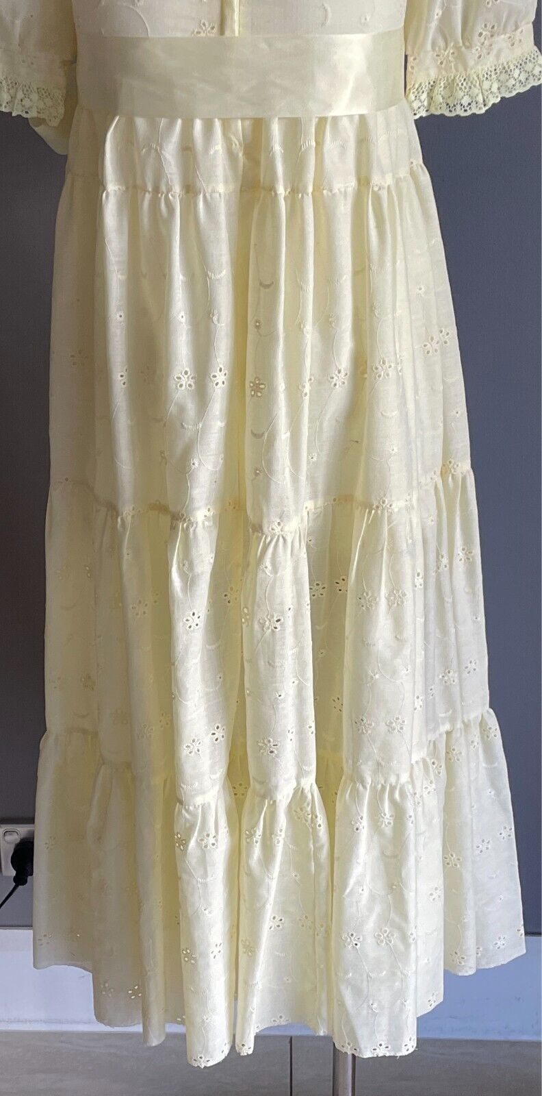 Vintage 1970s Maxi Dress Pale Yellow Broderie Anglaise Tier Girls Size 6 NEW