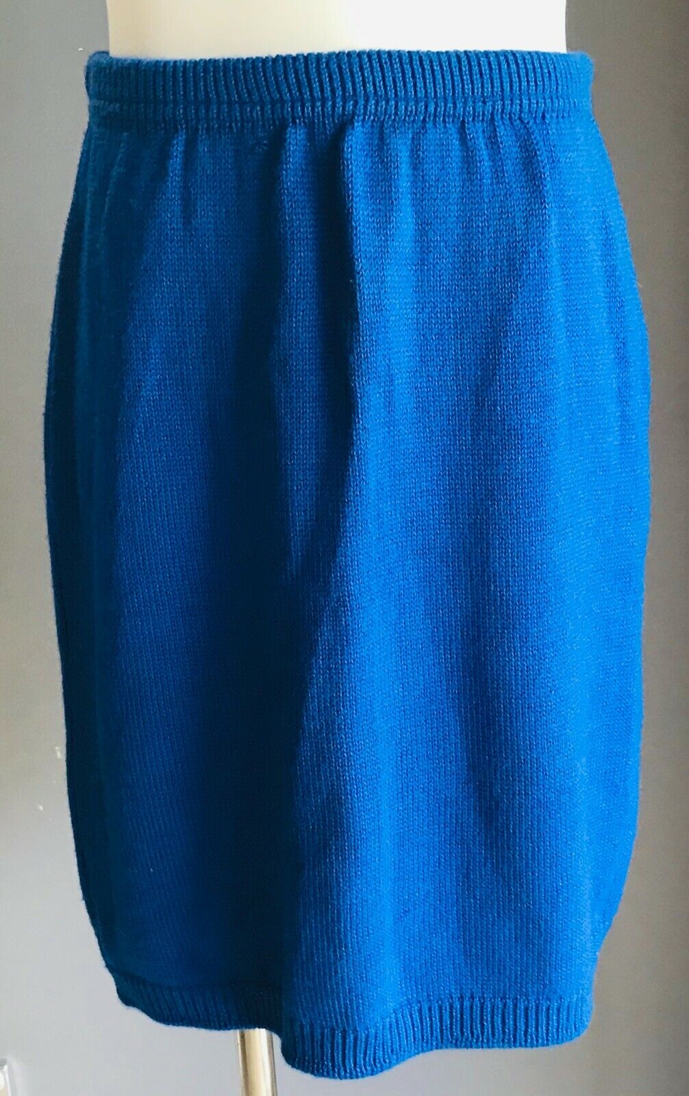 Vintage Girls MARQUISE Knit Skirt Cobalt Blue Elasticised Waist Size 8 Australia