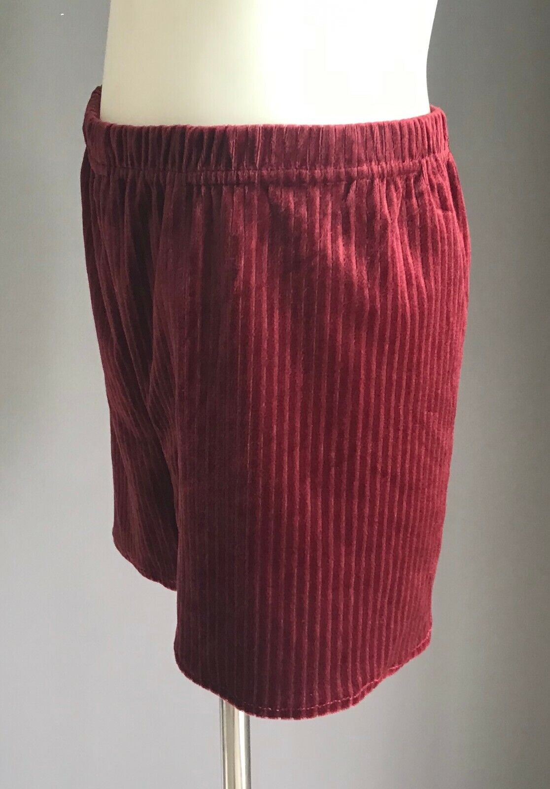Tween ACTION GIRL Burgundy Self Stripe Velour Girls Stretch Shorts Size 12