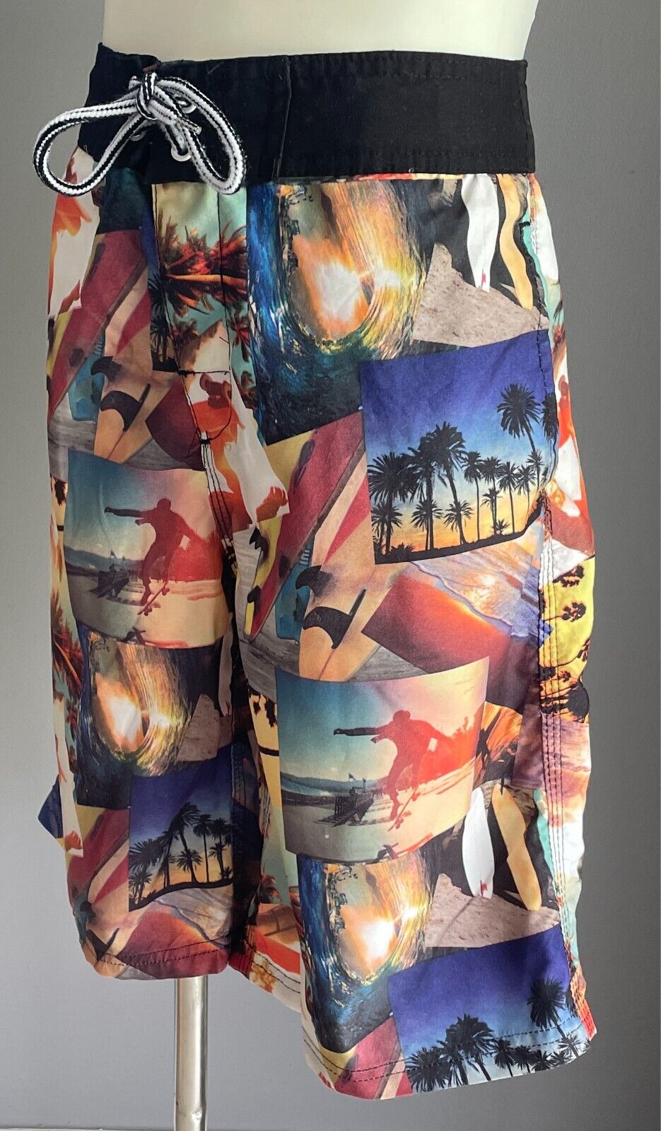URBAN SUPPLY Board Shorts Boys Size 12 Multicolour Skate Beach Scene Tie Waist