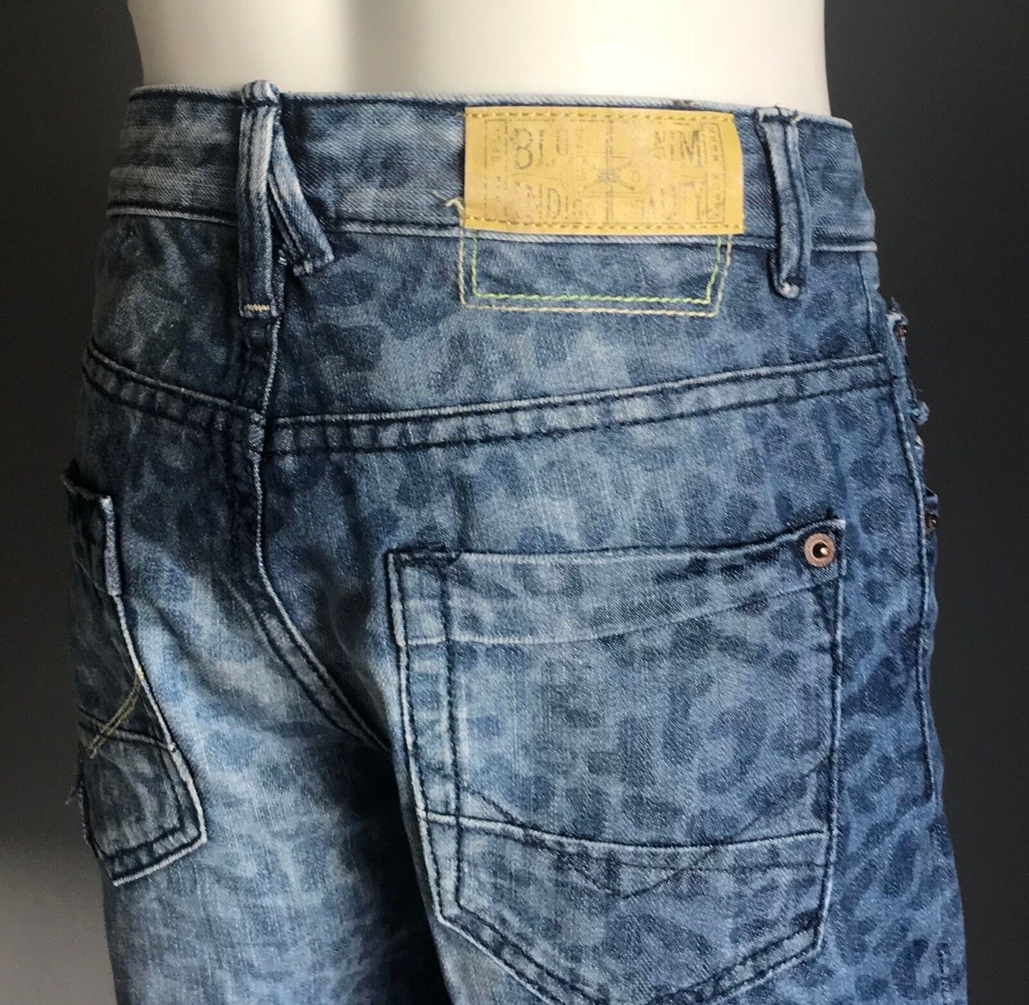 ZARA BOYS Denim Shorts Animal Print Size 7 - 8 yr  Distressed Look