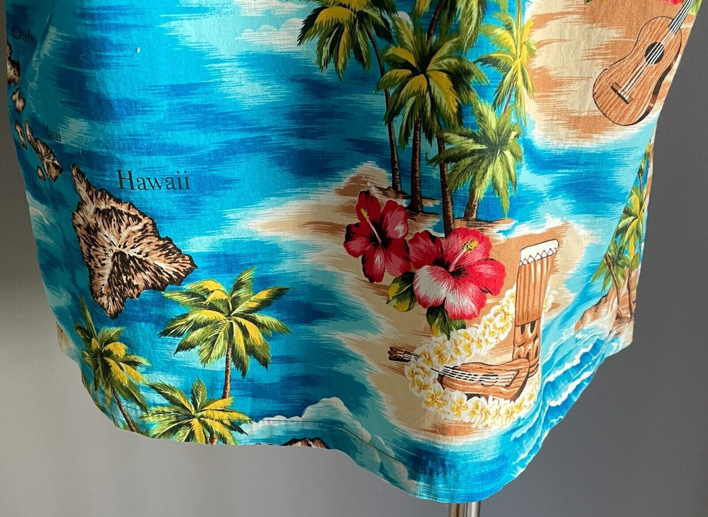 BISHOP ST APPAREL Hawaiian Shirt Bright Loud Print Short Sleeve Teen Boys Siz 16