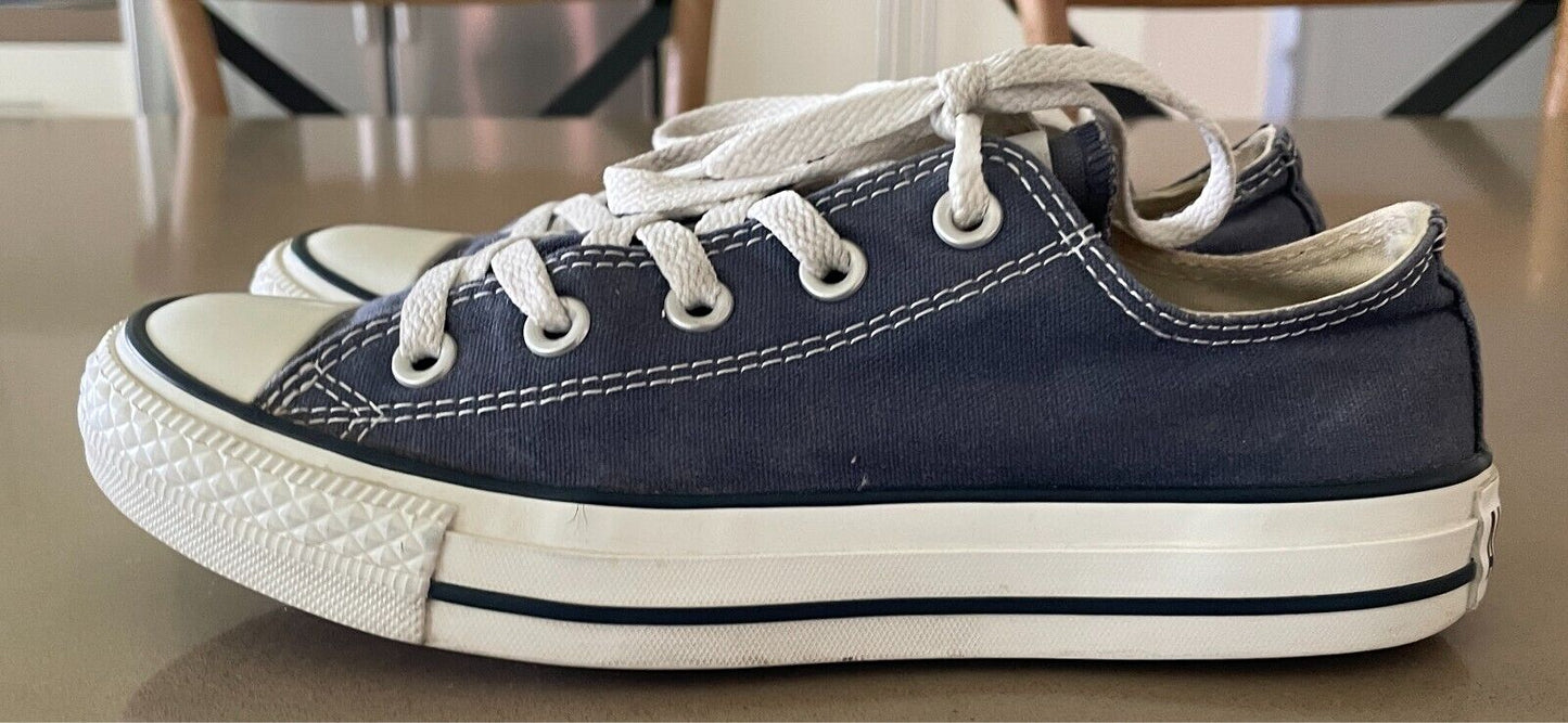 CONVERSE All Star Sneakers Unisex Blue & White Trim Men 4/ Women 6 Canvas Shoes