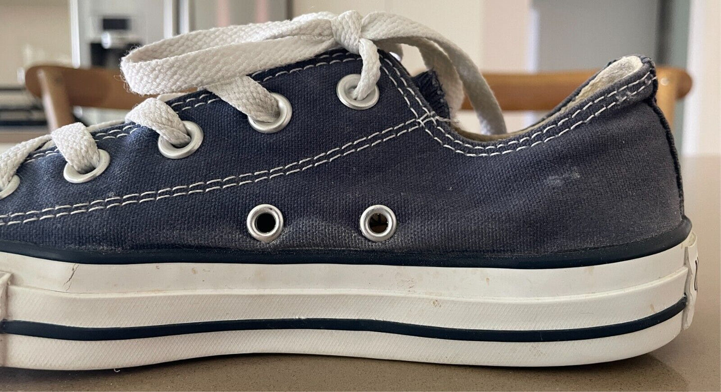 CONVERSE All Star Sneakers Unisex Blue & White Trim Men 4/ Women 6 Canvas Shoes