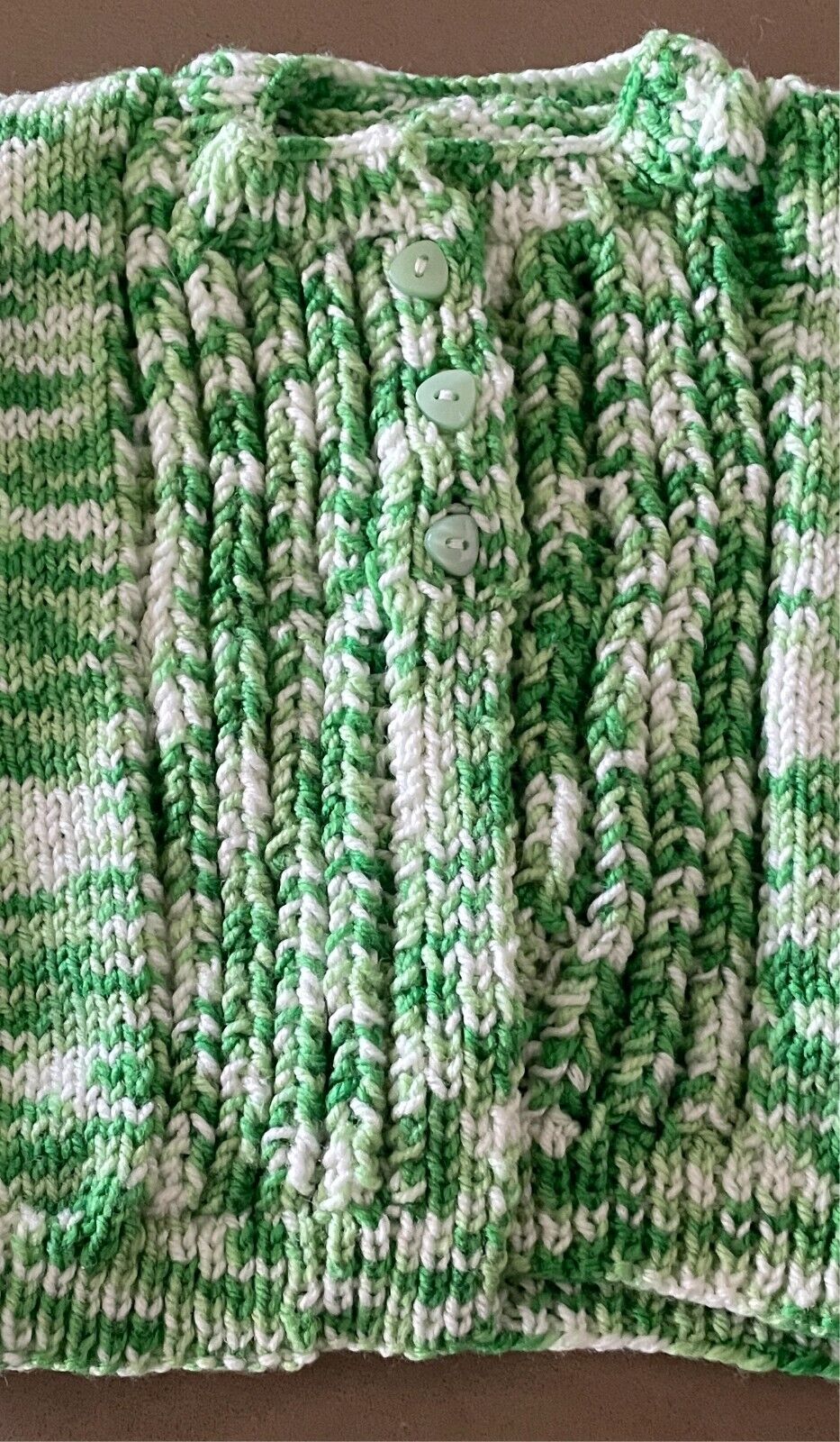 Cardigan + Beanie Green & White Chunky Knit Hand Made 0 - 6 months Unisex NEW