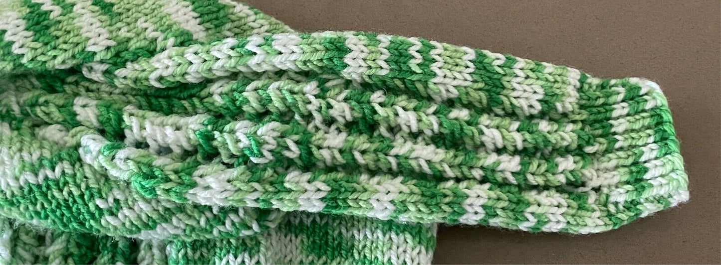 Cardigan + Beanie Green & White Chunky Knit Hand Made 0 - 6 months Unisex NEW