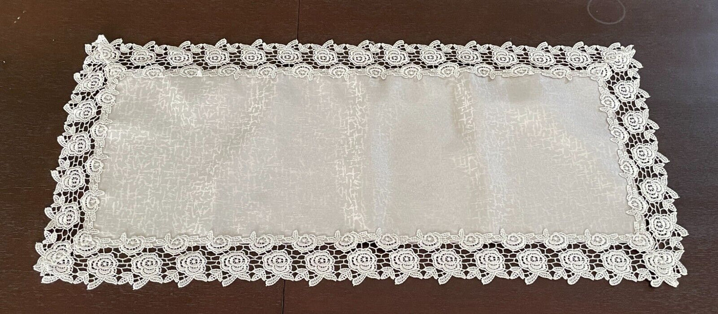 3 Piece Set Silver Grey Jacquard Fabric & Lace Trim Table Runner + 2 Doilies NEW