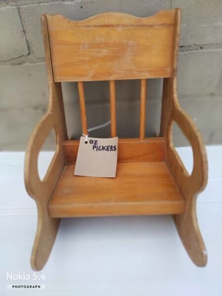 28cm SANTAS WORKSHOP Stamp Wooden Rocking Chair Santa Doll Teddy Bear AE1