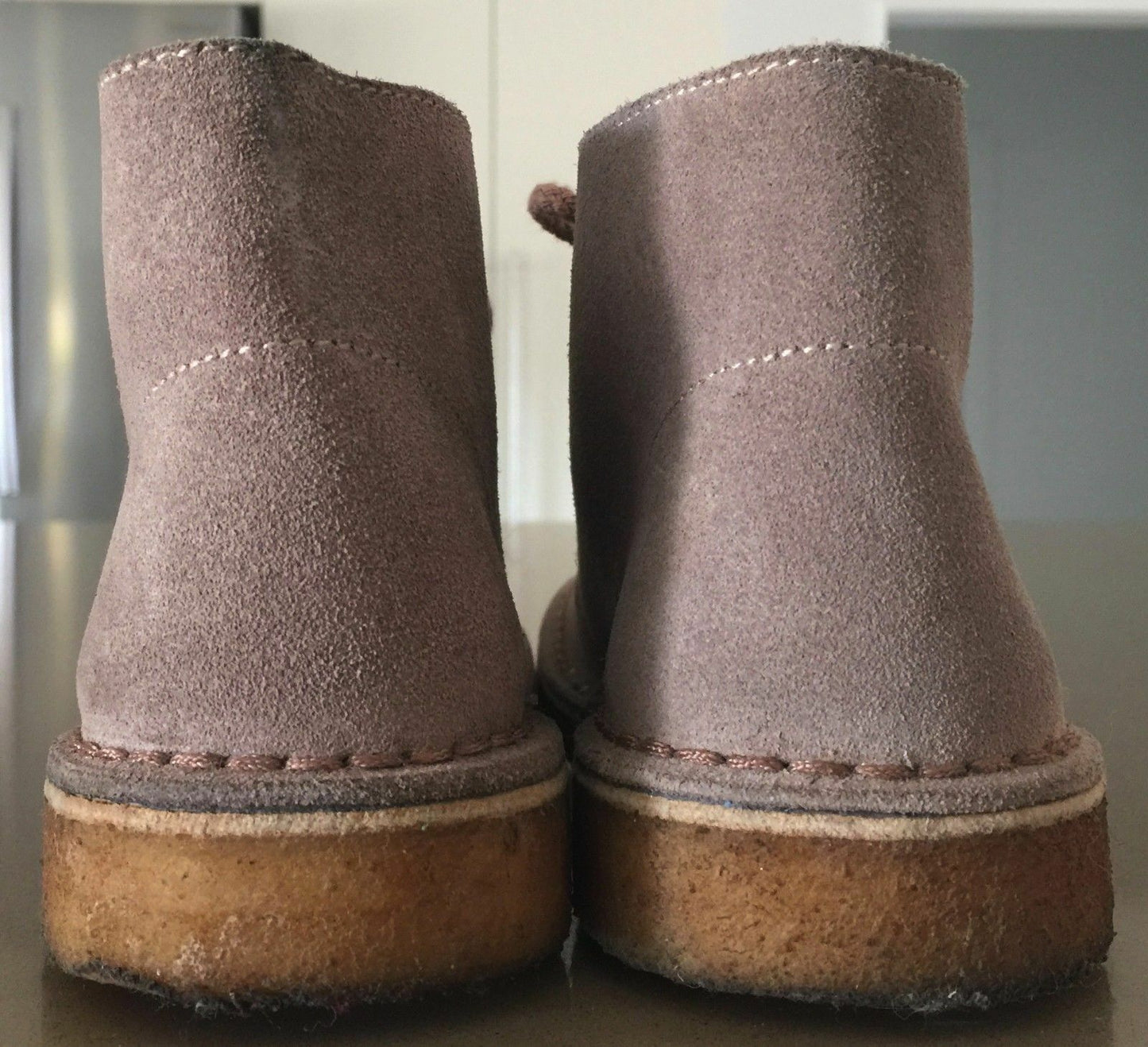 CLARKS Desert Boots Junior Taupe Suede Leather Sz 2E Shoes Lace up Ankle Boots