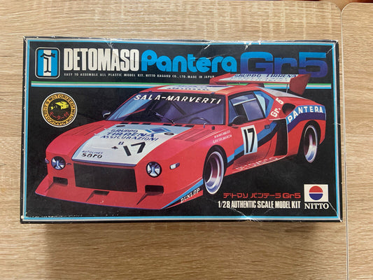 DETOMASO PANTERA Gr5 Vintage Plastic Model 1/28 Scale Nitto Japan Motorised NEW